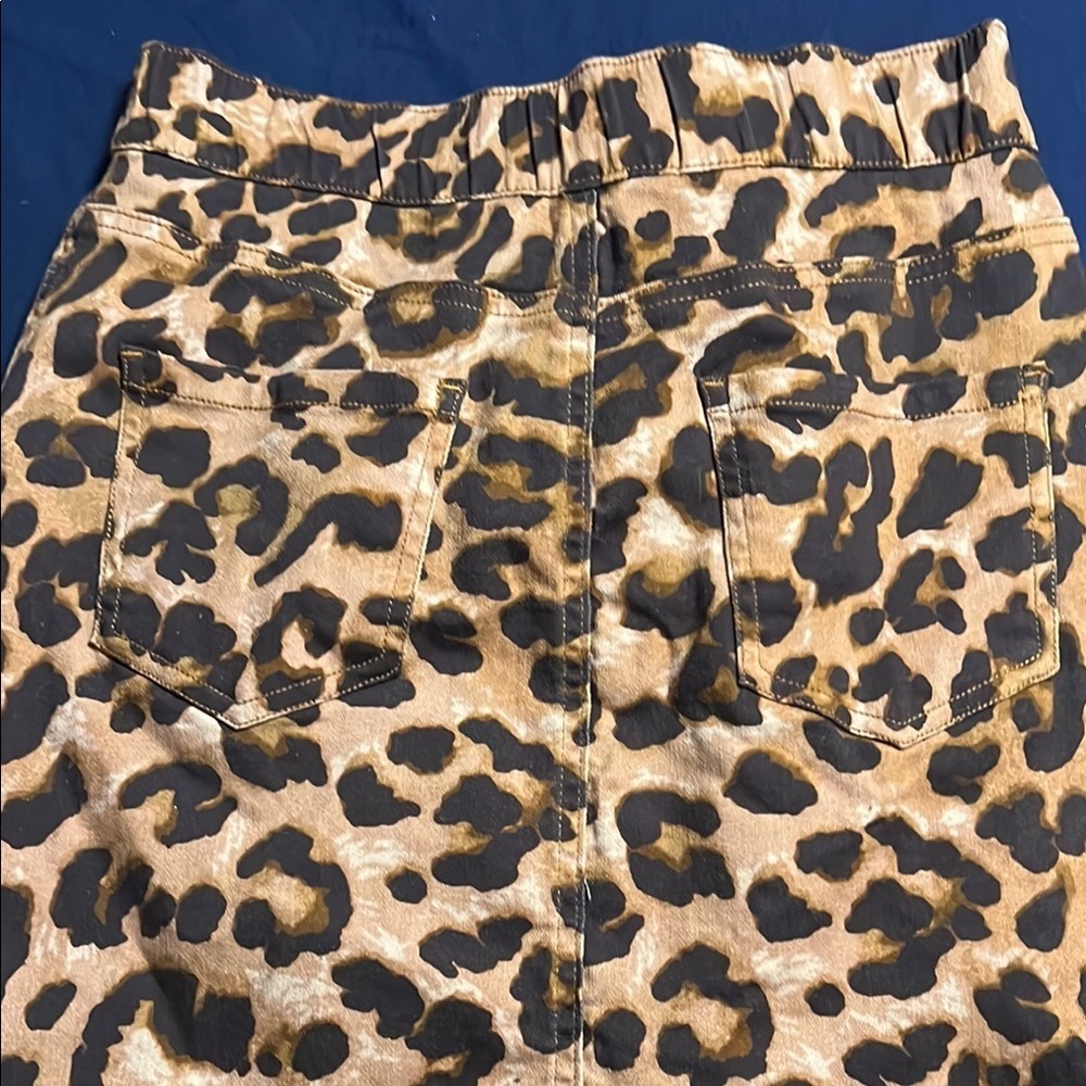 Boston Proper Leopard Print Skirt - Picture 3 of 6